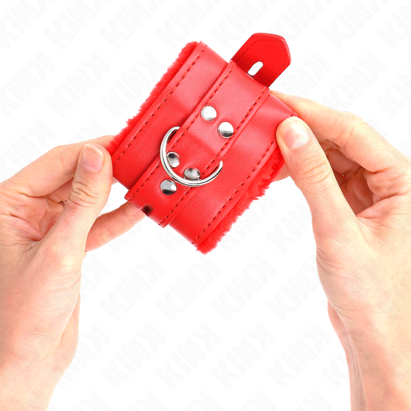 Manchettes BDSM Fourrure Rouge Réglables 17-29cm - KINK - KINK WRIST RESTRAINT