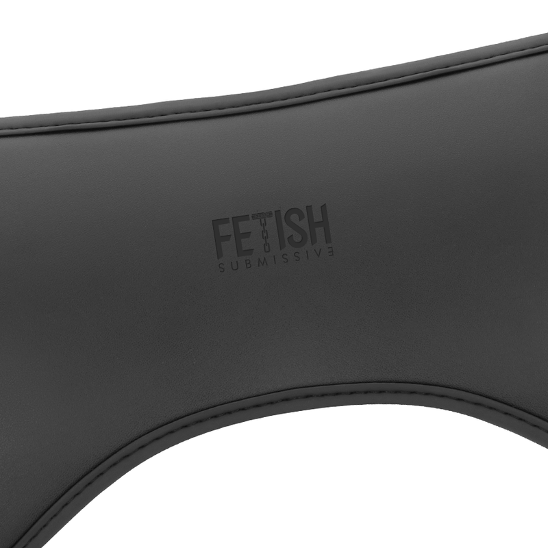 Fetish Submissive - Gode Ceinture Vibrant avec Télécommande / 15,5 cm